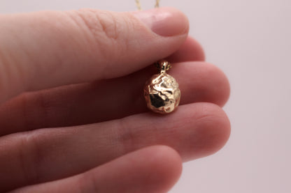 It's Golden - Necklace pendant in 9ct gold