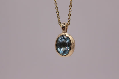 Gold Rush - Necklace pendant in 9ct gold